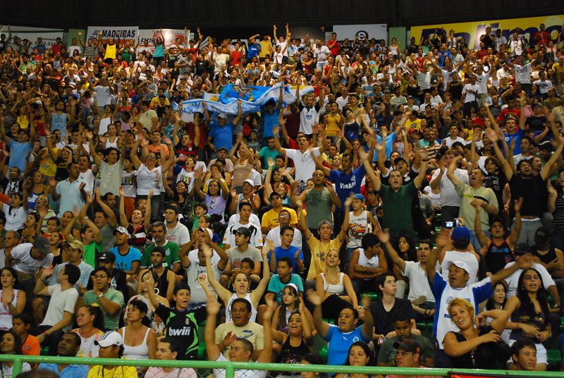 Montes Claros Vôlei tem a maior torcida da Superliga